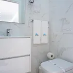 Villa Beach شقة *